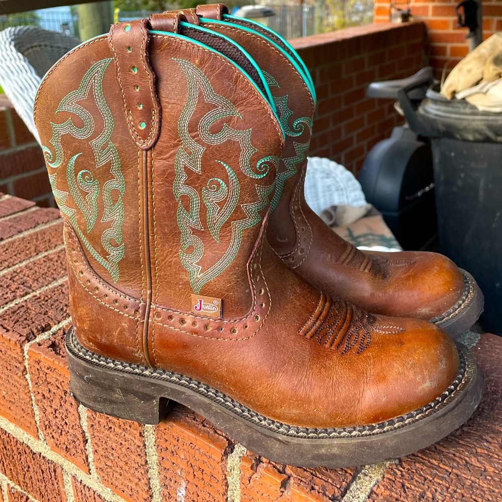Justin Gypsy Boots